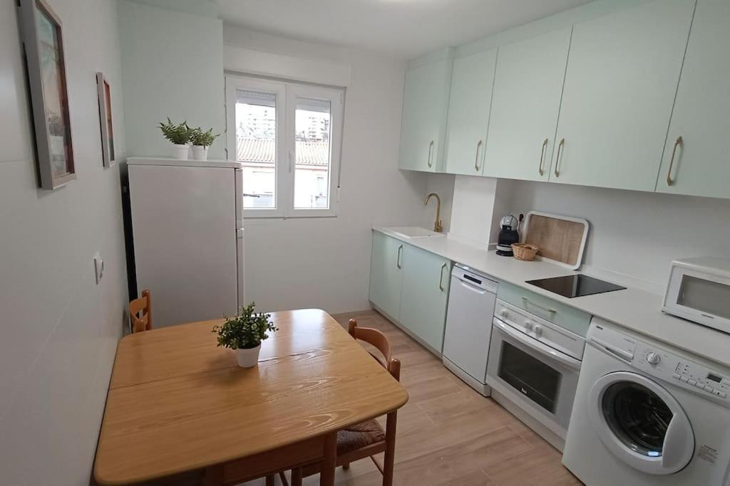 Acogedor Y Luminoso Piso Santander Apartment Екстериор снимка